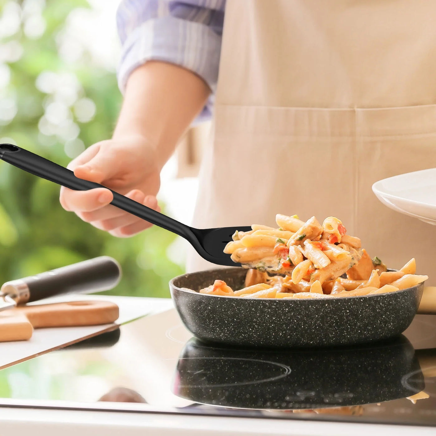 Silicone Kitchen Utensils Set, 600°F Heat Resistant Silicone Cooking Utensils, Spatula, Spoon, Whisk, Tongs