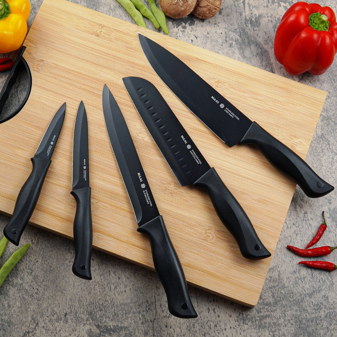 Set, 15-Piece Kitchen Knife Set with Block, Self-sharpening, Dishwasher Safe Knives and Anti-slip Handles, Black