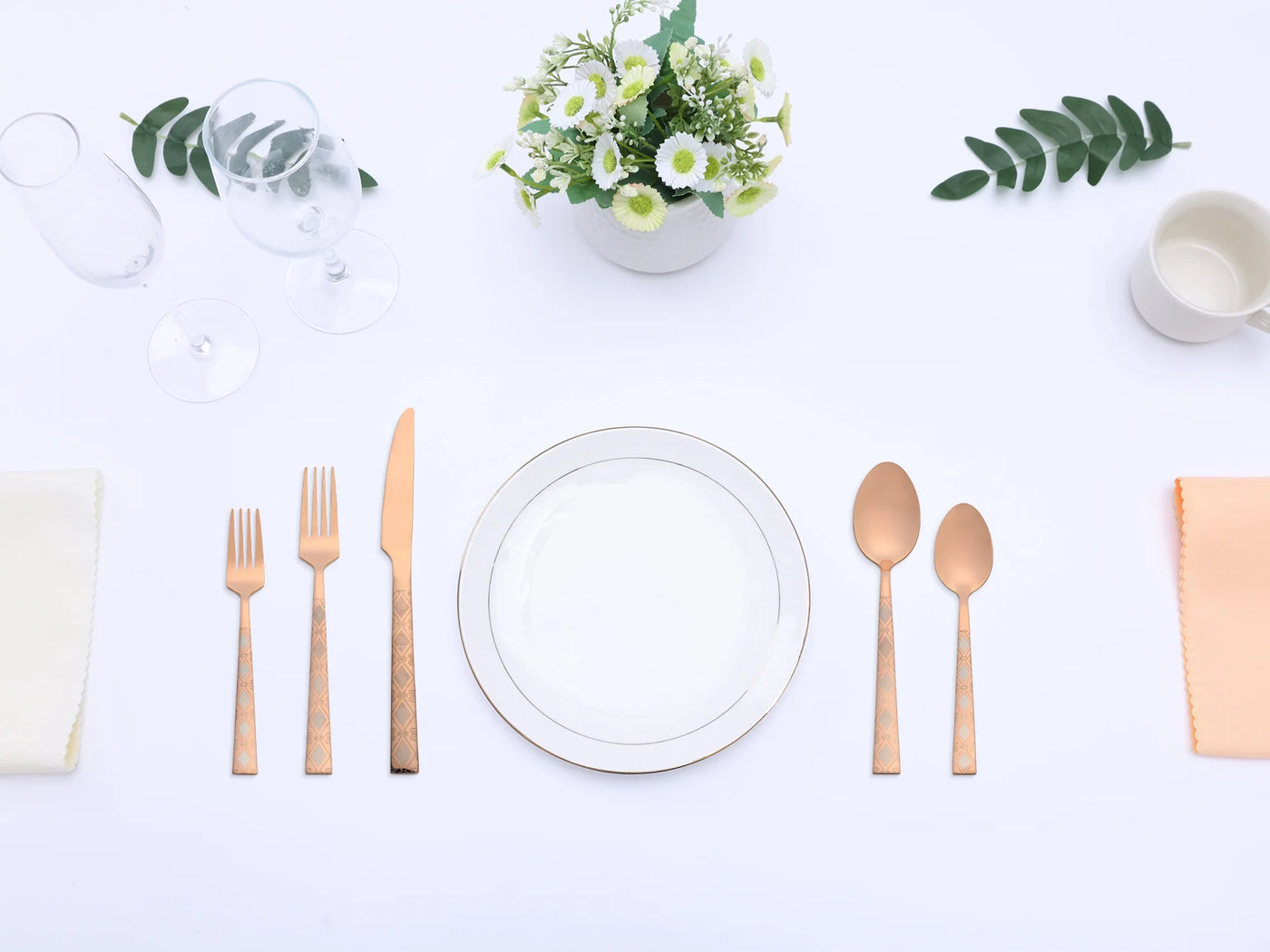 20-Piece Stainless Steel Flatware Set for 4 Vintage Cutlery Rose Gold, for Everyday Home Kitchen Cooking, Storage and Organization
