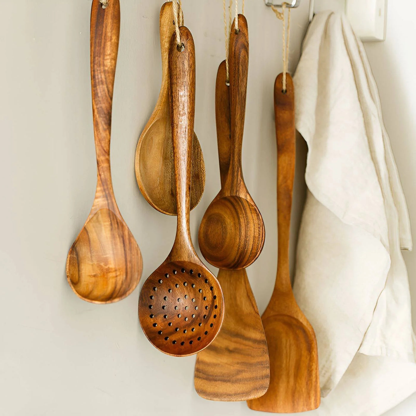 2026 Wooden Spatula for Cooking Sturdy and Durable Wok Spatula Suitable for Long Term Use Kitchen Utensils for Kitchen Cooking Frying Stirring Serving