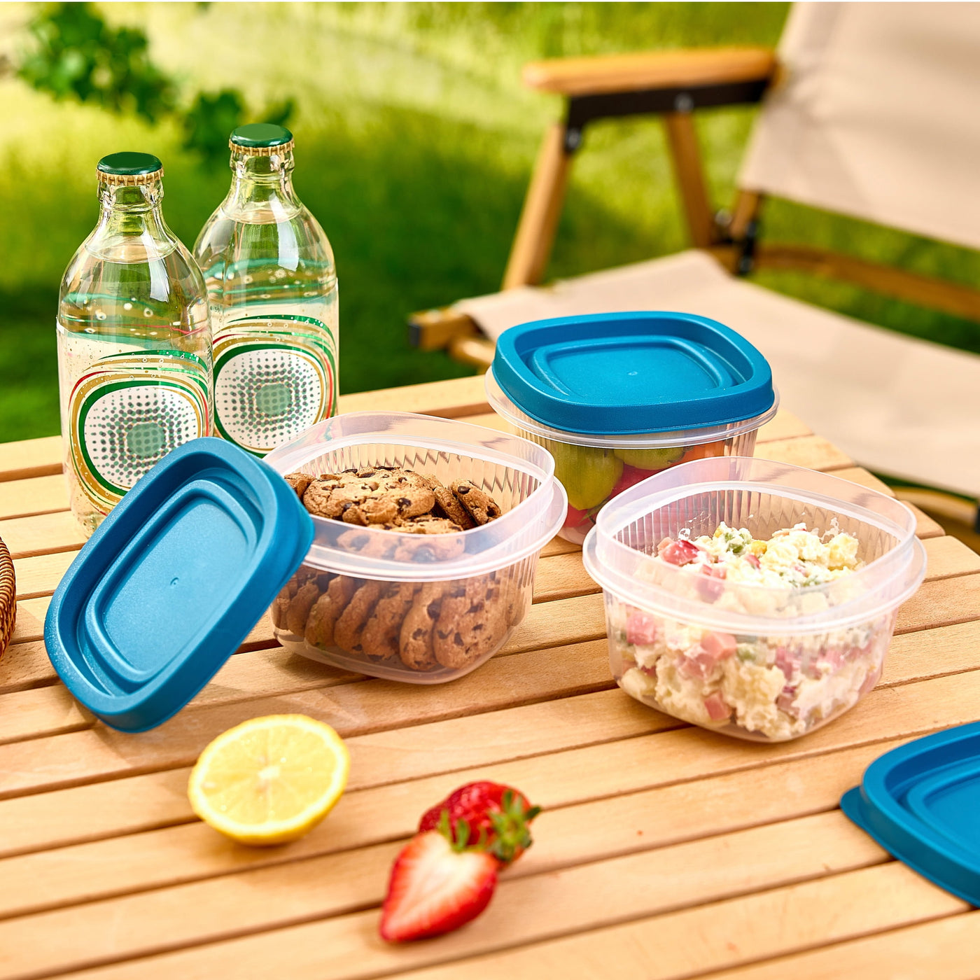 (2-pack) Reusable Food Storage Container, Small Square, Plastic, 3-Pack, 3 Containers with Lids, 2 Cups, Ideal for Snacks and Fresh Ingredients