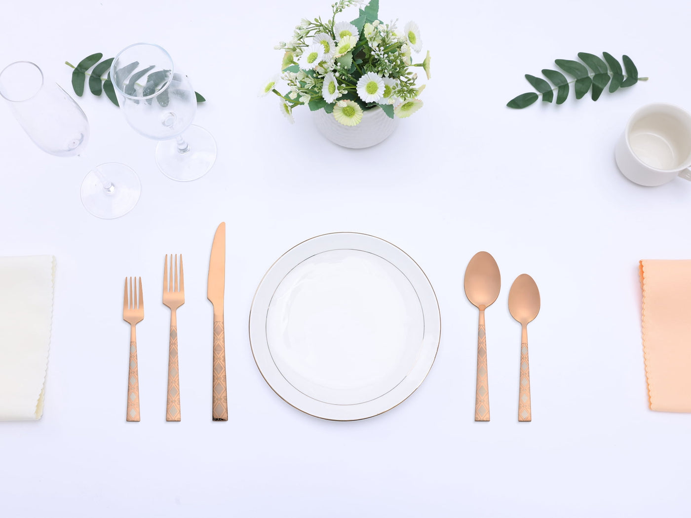 20-Piece Stainless Steel Flatware Set for 4 Vintage Cutlery Rose Gold, for Everyday Home Kitchen Cooking, Storage and Organization