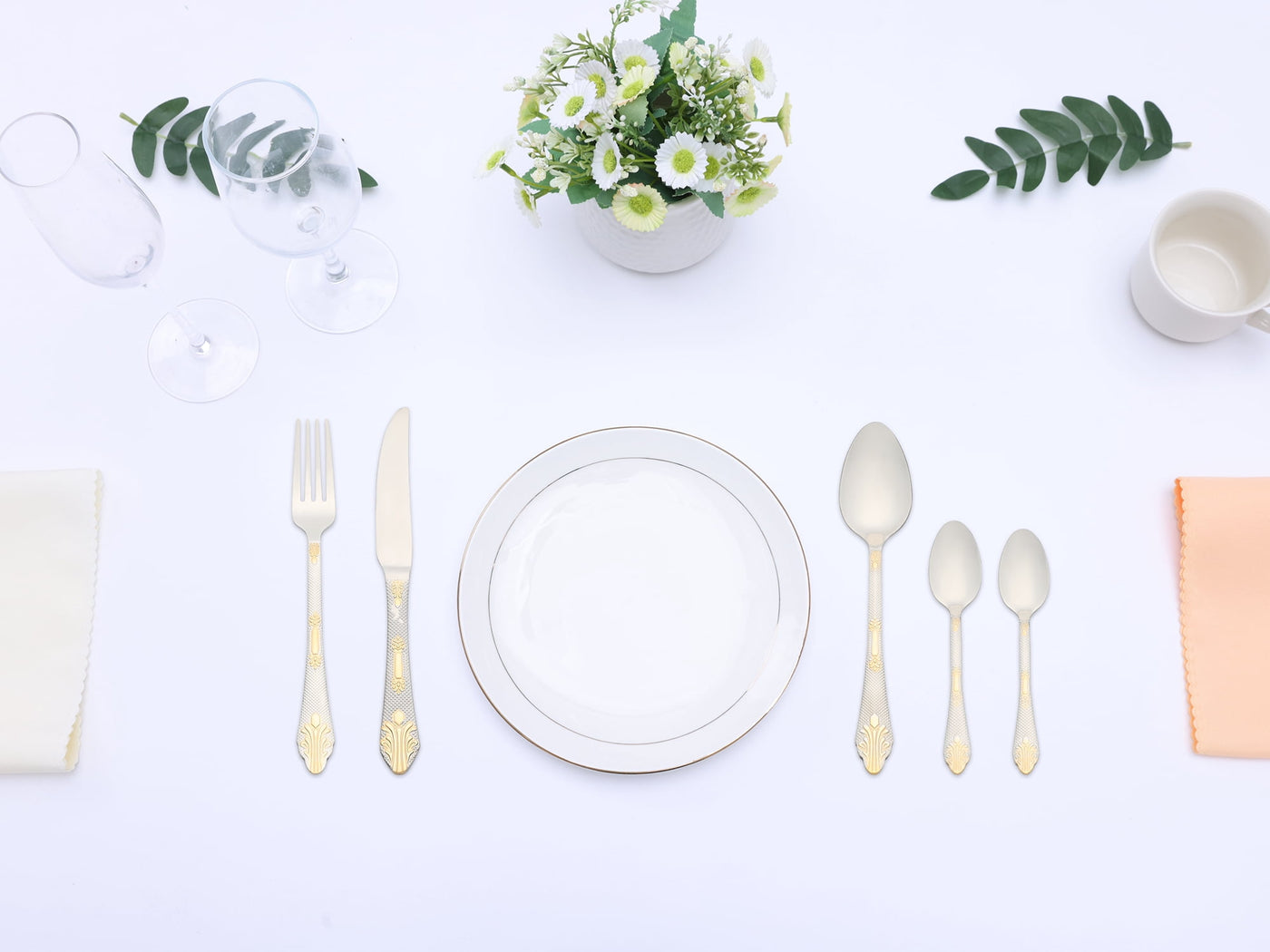 20-Piece Stainless Steel Floral Flatware Set for 4 Silver/Gold, for Everyday Home Kitchen Cooking, Storage and Organization