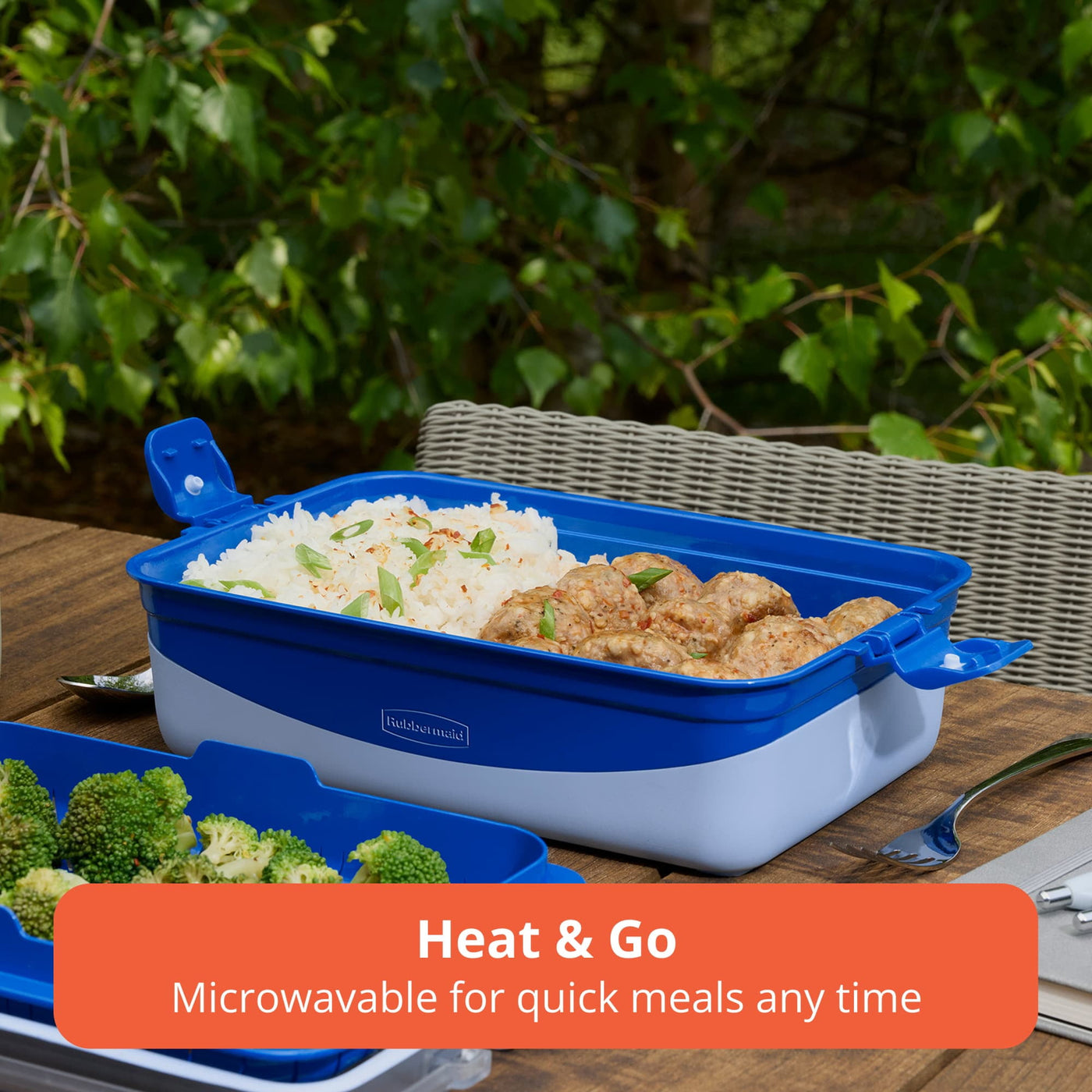Rubbermaid Pack and Go 2.45 L Rectangle Microwaveable Container with Steamer Tray, 100% Leakproof Meal Prep Container